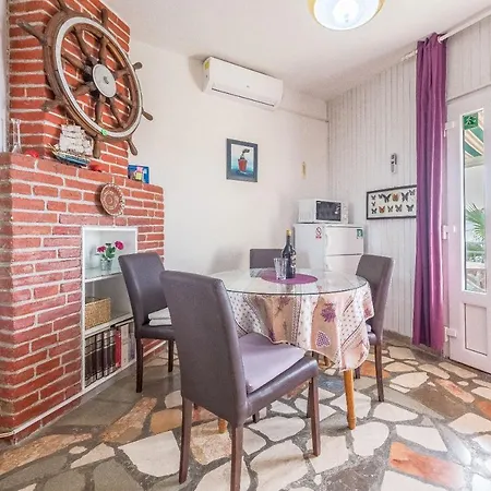 Branko Apartment