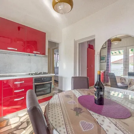 Branko Apartment Trogir