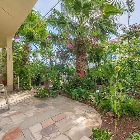Branko Apartment Trogir