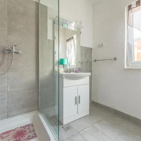 Branko Apartment Trogir