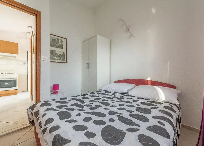 Branko Lägenhet Trogir