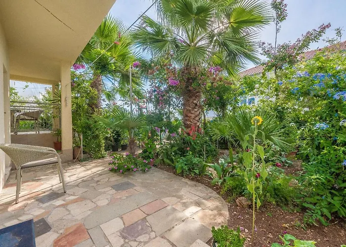 Branko 公寓 特罗吉尔